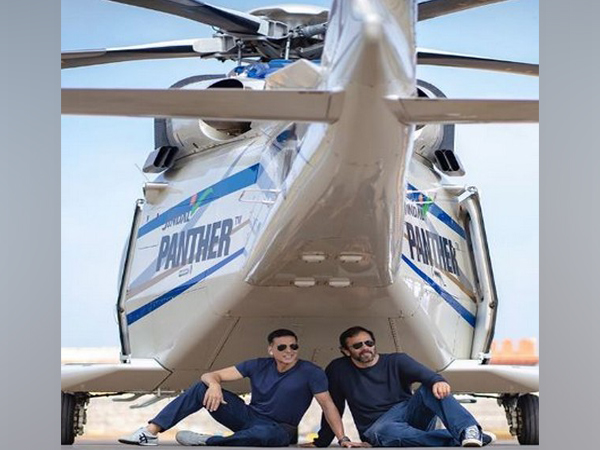 Akshay Kumar with Rohit Shetty (Image courtesy: Instagram)