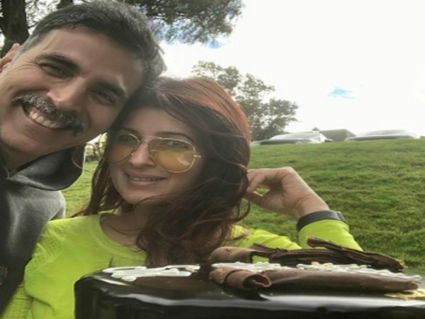 Celebrity couple Akshay Kumar and Twinkle Khanna (Image Source: Instagram)