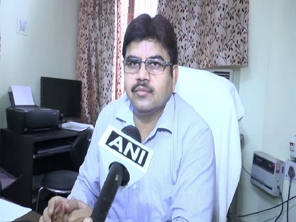 Fahiuddin, Acting RTO officer in Aligarh speaking to ANI on Monday. Photo/ANI