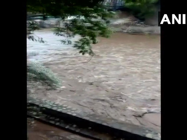 River water rising due to cloud burst in Almora district (Pic source- SDRF)