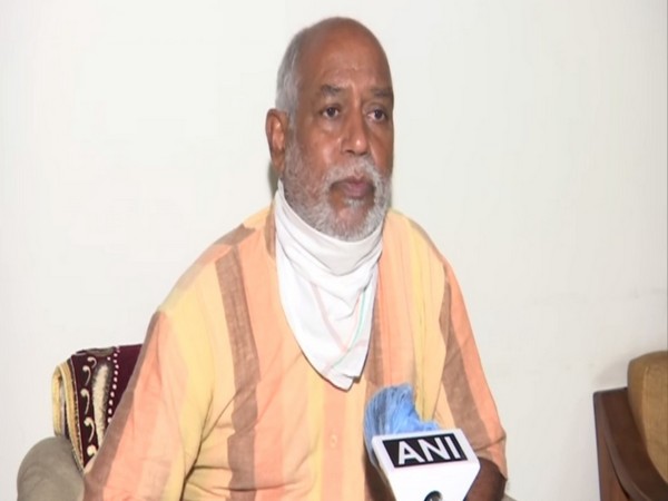 Sanskar Bharti national general secretary Amir Chand speaking to ANI in New Delhi on Saturday. Photo/ANI