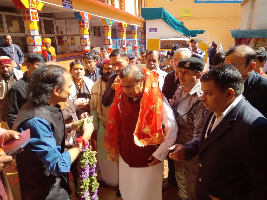 Reliance Industries Chairman Mukesh Ambani while being welcomed by BKTC officers at Badrinath temple on Saturday. Photo/ANI