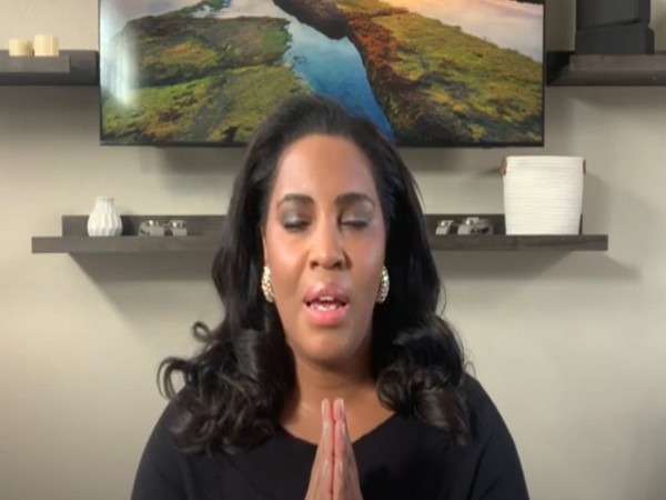 Mary Millben (YouTube))