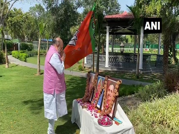 Union Home Minister Amit Shah pays floral tribute to Syama Prasad Mukherjee and Pt Deendayal Upadhyaya.
