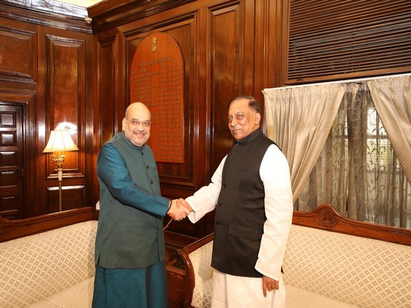 Home Minister Amit Shah with his Bangladeshi counterpart Asaduzzaman Khan in New Delhi on Wednesday. (Picture Credits: MHA)
