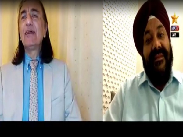 PoK activist Amjad Ayub Mirza (L) during a conversation with Chairman of PHD Chamber of Commerce and Industry (Kashmir Chapter) Baldev Singh Raina (R) (Video grab: Facebook)