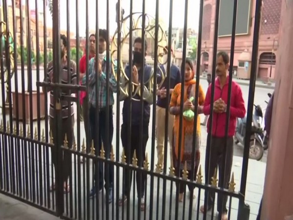 Handful of devotees seen at Sitla Mata Temple in Amritsar. (image/ANI)
