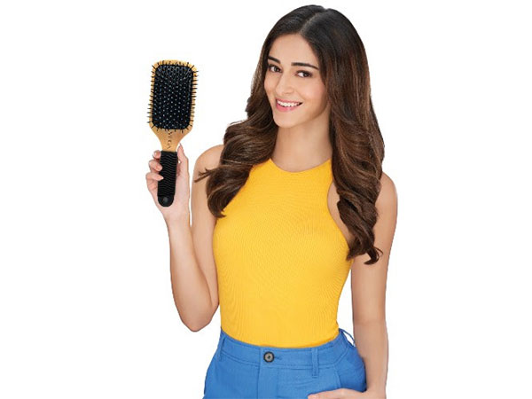Ananya Panday with VEGA Hair Brush