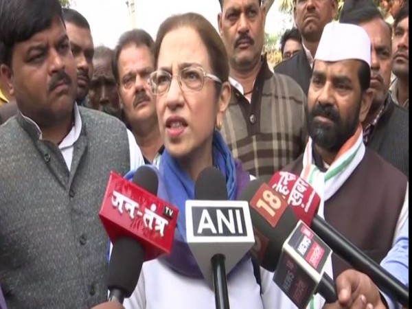 Former Congress lawmaker Annu Tondon speaking to media in Unnao, Uttar Pradesh on Sunday. (Photo/ANI)