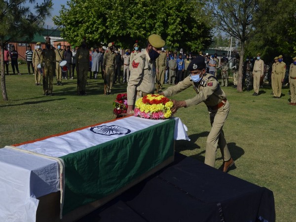 Wreath-laying ceremony for Anoop Singh held in District Police Lines Awantipora.