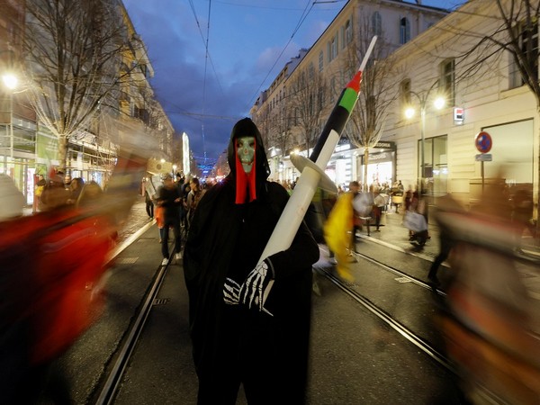 Protest against COVID-19 vaccine pass in Nice. (Photo Credit - Reuters)