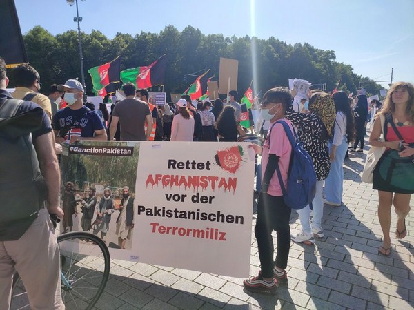 Anti-Pakistan protest held at Brandenburg Gate in Berlin. (ANI)