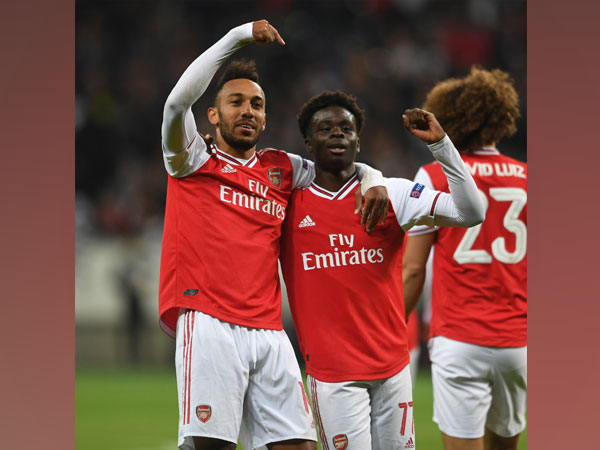 Pierre-Emerick Aubameyang and Saka. (Photo/Arsenal Twitter)