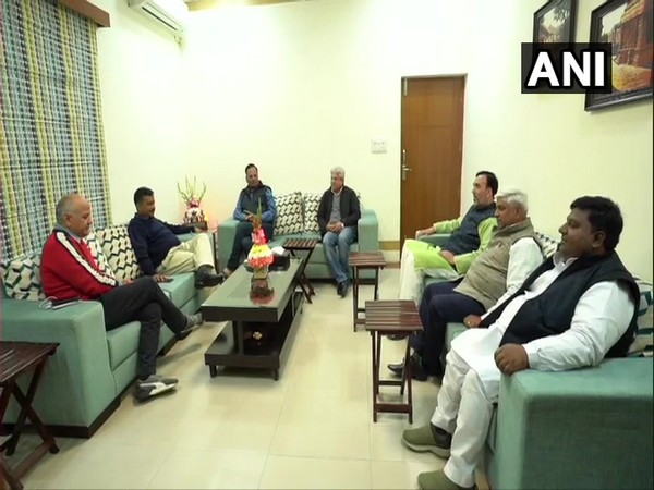 Arvind Kejriwal hosts dinner for Cabinet Minister designates at his residence