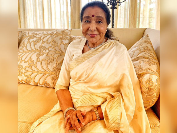 Legendary singer Asha Bhosle (Image source: Twitter)