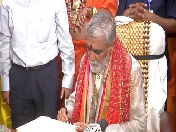 Ashwini Kumar Choubey taking charge As MoS in Ministry of Health (file photo)