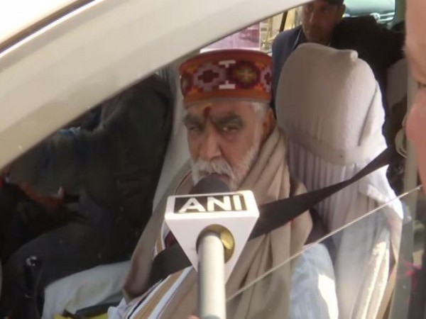 Union Minister of State for Health and Family Welfare Ashwini Kumar Choubey speaking to ANI in Patna on Sunday. Photo/ANI