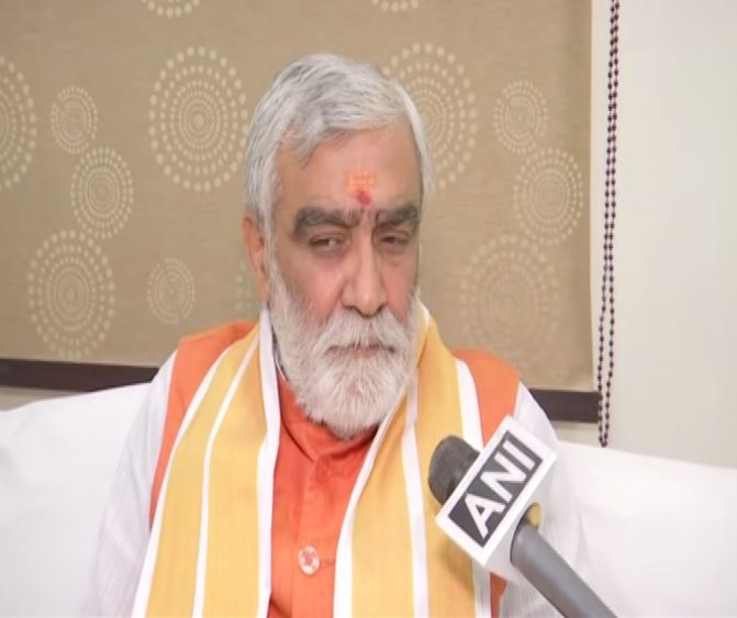 Union Minister Ashwini Choubey speaking to ANI in Patna on Friday. Photo/ANI