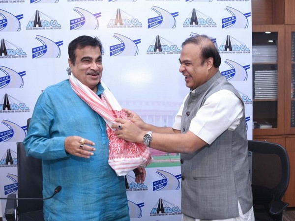 Assam Chief Minister Himanta Biswa Sarma met Union Minister Nitin Gadkari in Delhi 