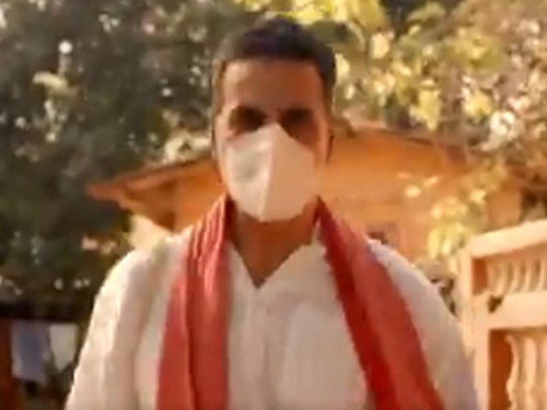 A still from actor Akshay Kumar's new short film on coronavirus (Image Source: Twitter)