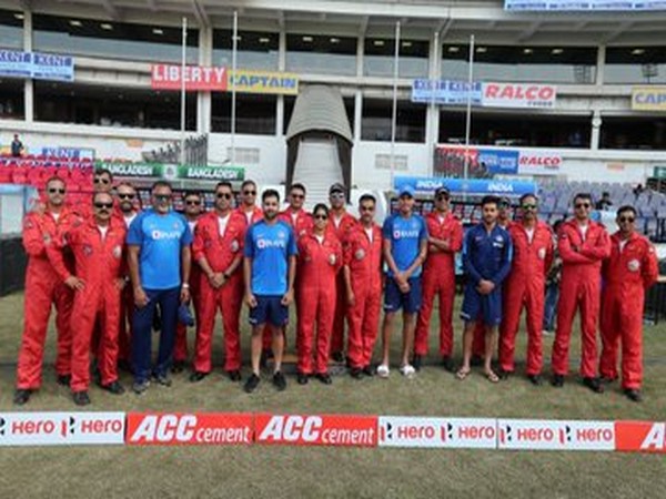 Indian team players with IAF's Suryakiran Aerobatic Team. (Photo/BCCI Twitter)