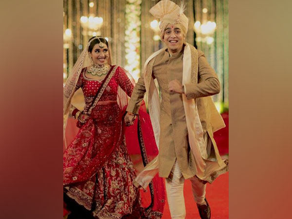 Gagan Arora with wife Muditaa (Image source: Instagram)