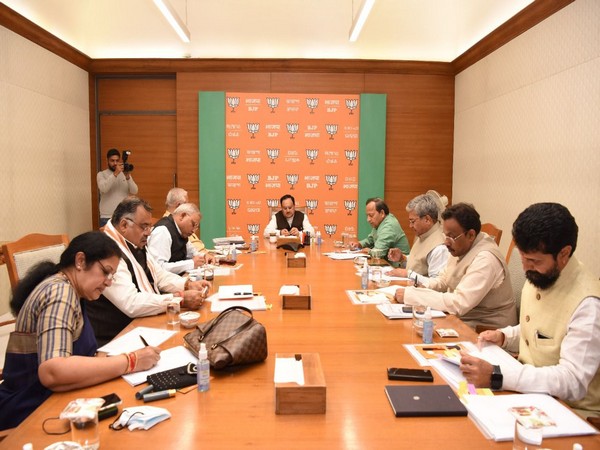 BJP senior leaders meeting at party headquarters (Photo: Twitter/@CTRavi_BJP)