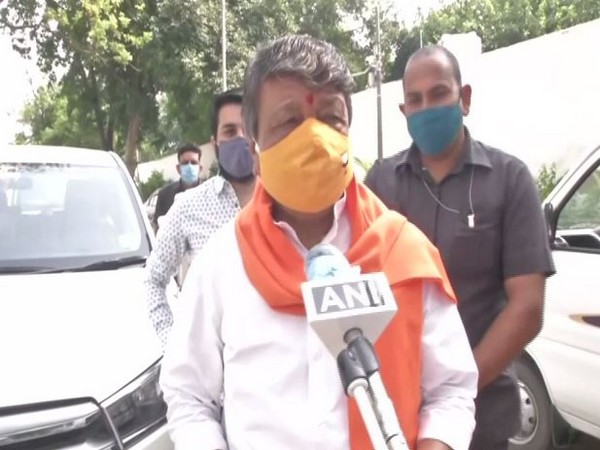 BJP General Secretary Kailash Vijayvargiya speaking to ANI on Sunday. 