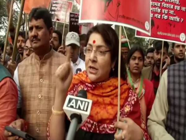 BJP leader Locket Chatterjee talking to ANI in Kolkata, WB on Friday. Photo/ANI