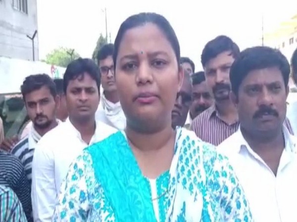 BJP MP Heena Gavit speaking to media persons in Dhule, Maharashtra on Saturday. (Photo/ANI)