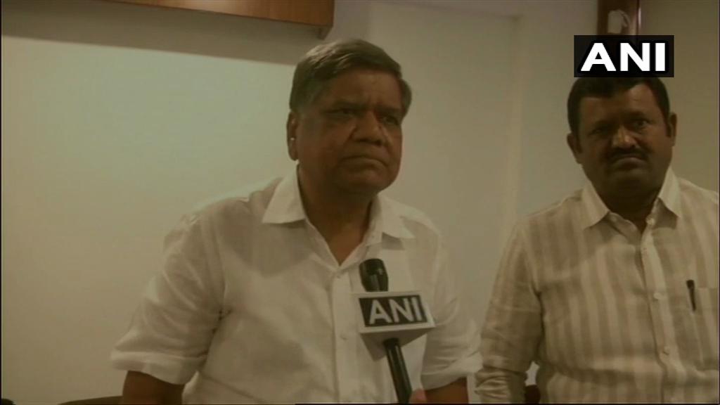 BJP leader and former Chief Minister of Karnataka J Shettar while speaking to ANI in Karnataka on Sunday. Photo/ANI