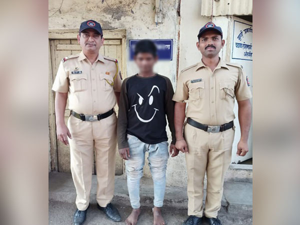 19-year-old youth in police custody for performing a stunt on a local train in Mumbai. Photo/ANI