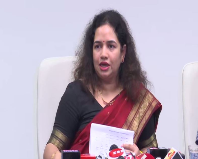 BMC Additional Municipal Commissioner Ashwini Joshi speaking at a press conference in Mumbai on Tuesday. Photo/ANI