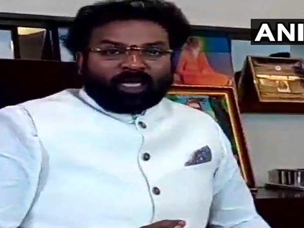 Karnataka Health Minister B Sriramulu (File photo)