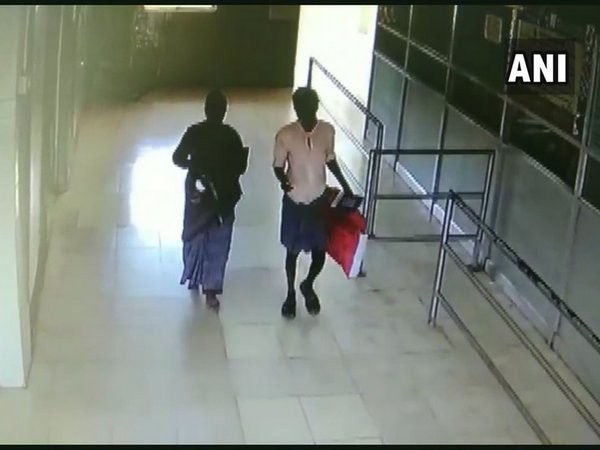 A CCTV footage showing a woman who lifted the child from Pollachi government hospital on May 5. Photo/ANI