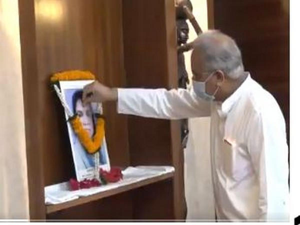 Chhattisgarh CM pays courteous tribute to first MP of state on her birth anniversary on Tuesday. Photo/CMO/Chhattisgarh