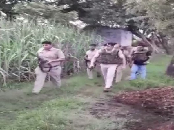 Police during the encounter in Baghpat (Photo/ANI)