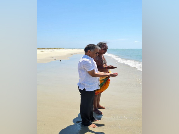 Indian High Commissioner to Sri Lanka, Gopal Baglay on Thursday offering prayer at Ram Setu in Sri Lanka (ANI)