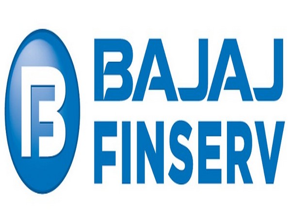 Manage multiple debts with Bajaj Finserv personal loan