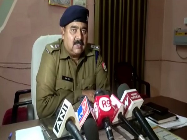 ASP Sanjay Kumar Yadav talking to reporters in Ballia, UP on Thursday. Photo/ANI