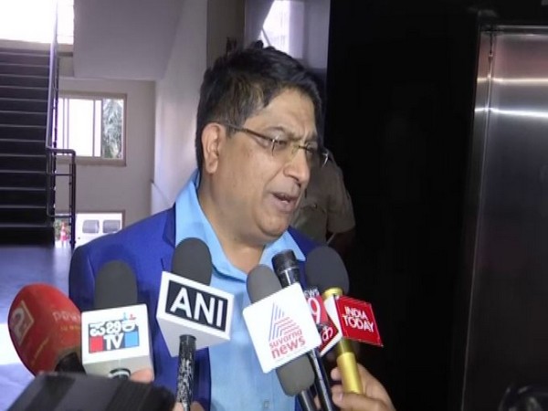 Bhaskar Rao speaking to reporters in Bengaluru on Thursday. Photo/ANI