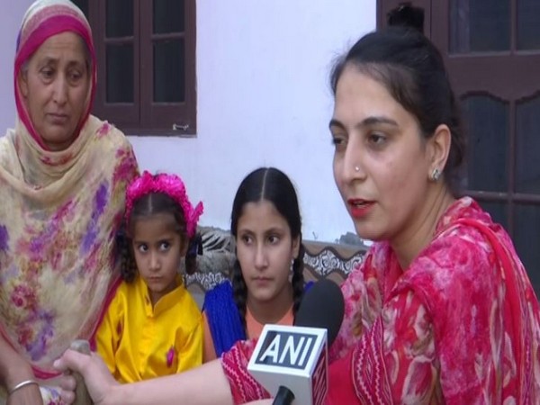 Locals of Himmatpura Village while speaking to ANI. Photo/ANI