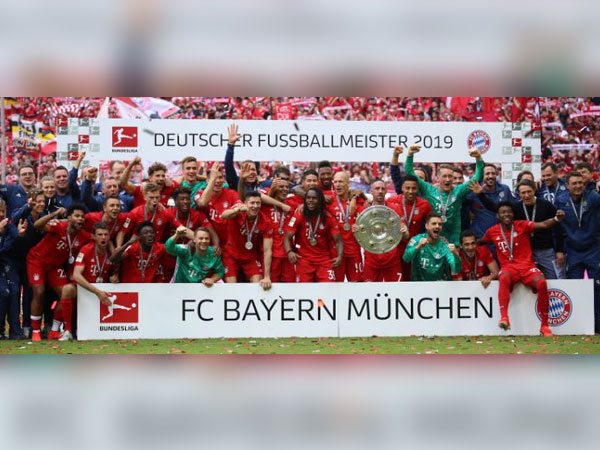 Bayern Munich lifts seventh consecutive Bundesliga title after defeating Eintracht Frankfurt on Saturday. (Photo/ FCBayern Twitter)