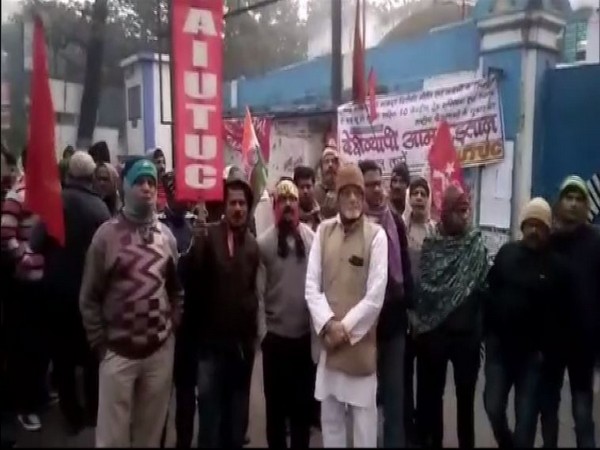 Protest march seen in Kolkata as part of Bharat Bandh on Wednesday. Photo/ANI