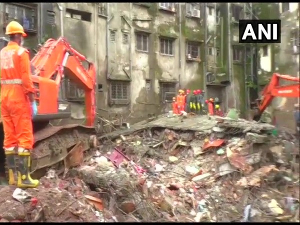 National Disaster Relief Force team present at the Bhiwandi building collapse site. (Photo/ANI)