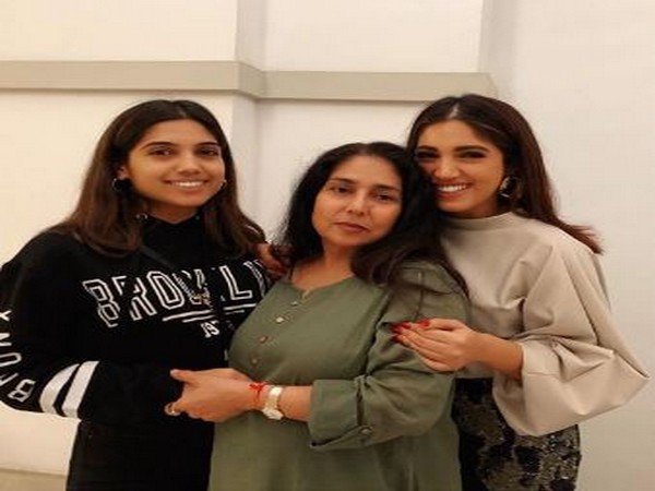 Bhumi Pednekar wishes her mom on this special day