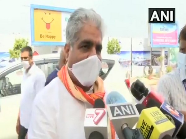 BJP leader Bhupender Yadav talking to reporters in Patna on Wednesday. Photo/ANI