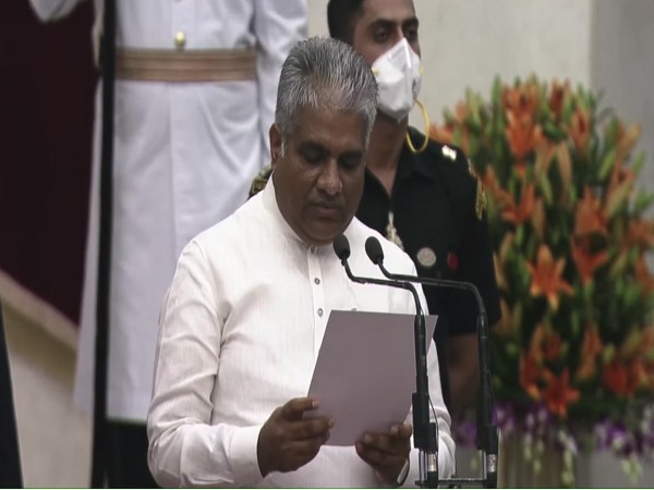 BJP MP Bhupender Yadav taking oath as Union Minister at Rashtrapati Bhavan.