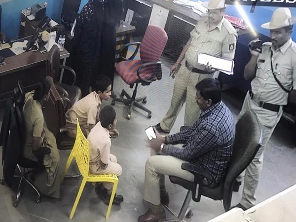 Police questions students of the school in Bidar