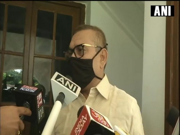 Bihar DGP Gupteshwar Pandey speaking to reporters in Patna on Wednesday. Photo/ANI
